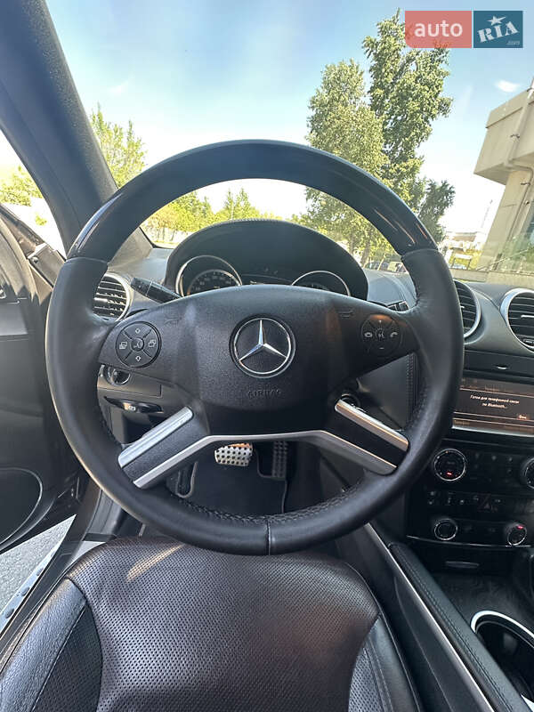 Внедорожник / Кроссовер Mercedes-Benz GL-Class 2011 в Днепре