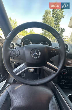 Внедорожник / Кроссовер Mercedes-Benz GL-Class 2011 в 