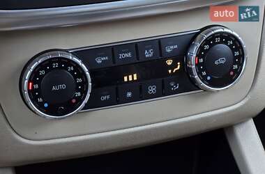 Внедорожник / Кроссовер Mercedes-Benz GL-Class 2012 в 