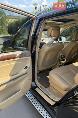 Внедорожник / Кроссовер Mercedes-Benz GL-Class 2012 в 