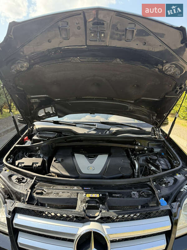 Внедорожник / Кроссовер Mercedes-Benz GL-Class 2012 в Шептицькому