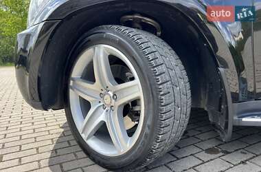 Позашляховик / Кросовер Mercedes-Benz GL-Class 2012 в 