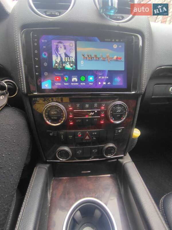 Позашляховик / Кросовер Mercedes-Benz GL-Class 2008 в 