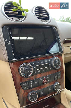 Внедорожник / Кроссовер Mercedes-Benz GL-Class 2006 в 