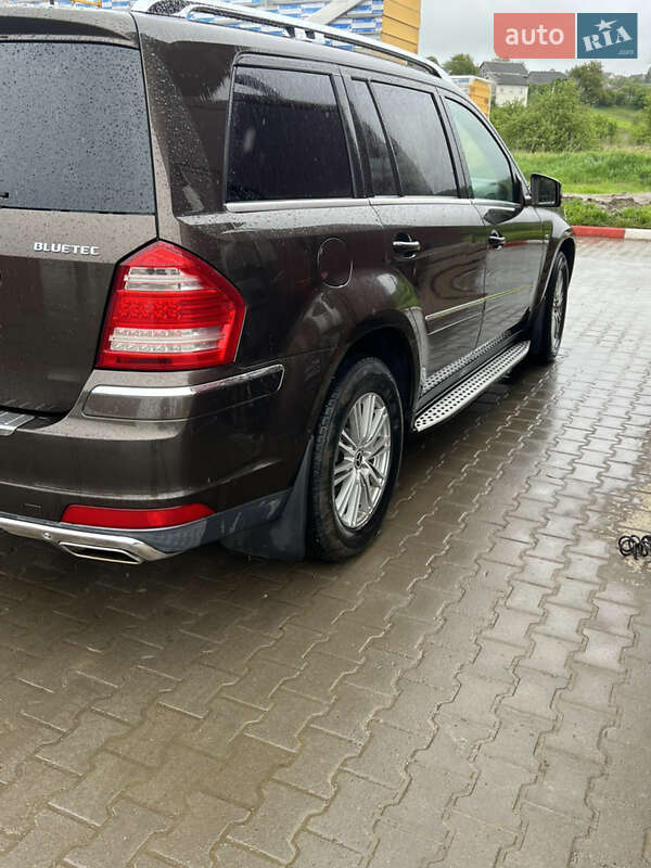 Внедорожник / Кроссовер Mercedes-Benz GL-Class 2012 в Черновцах
