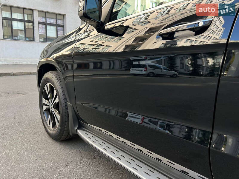 Позашляховик / Кросовер Mercedes-Benz GL-Class 2012 в Києві