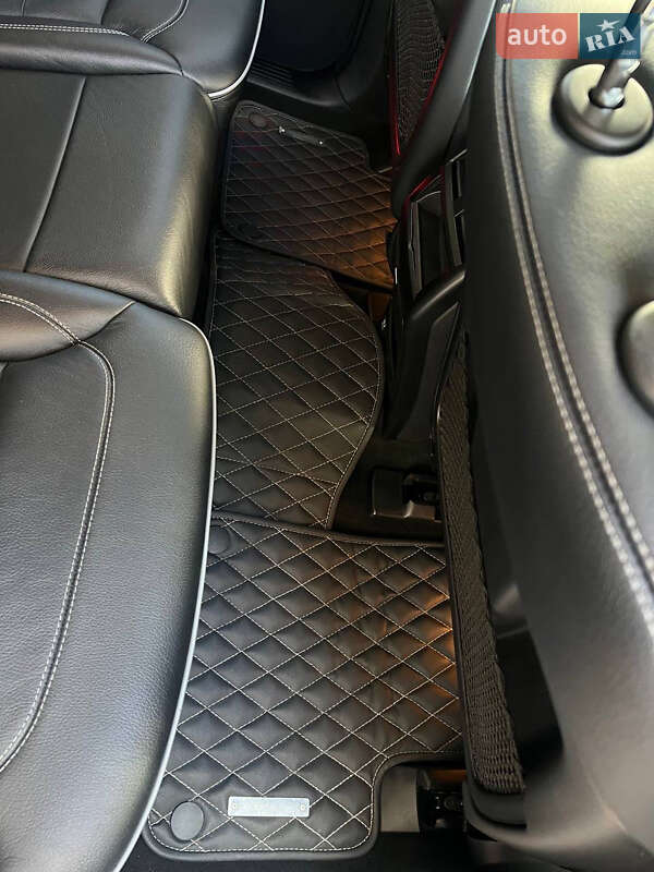 Позашляховик / Кросовер Mercedes-Benz GL-Class 2012 в Києві