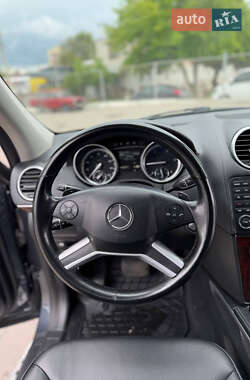 Позашляховик / Кросовер Mercedes-Benz GL-Class 2011 в 