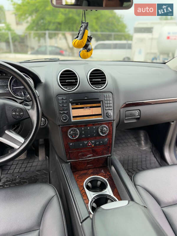 Позашляховик / Кросовер Mercedes-Benz GL-Class 2011 в Дніпрі
