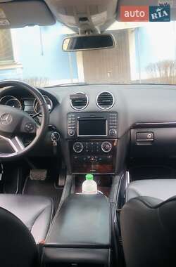 Внедорожник / Кроссовер Mercedes-Benz GL-Class 2009 в 