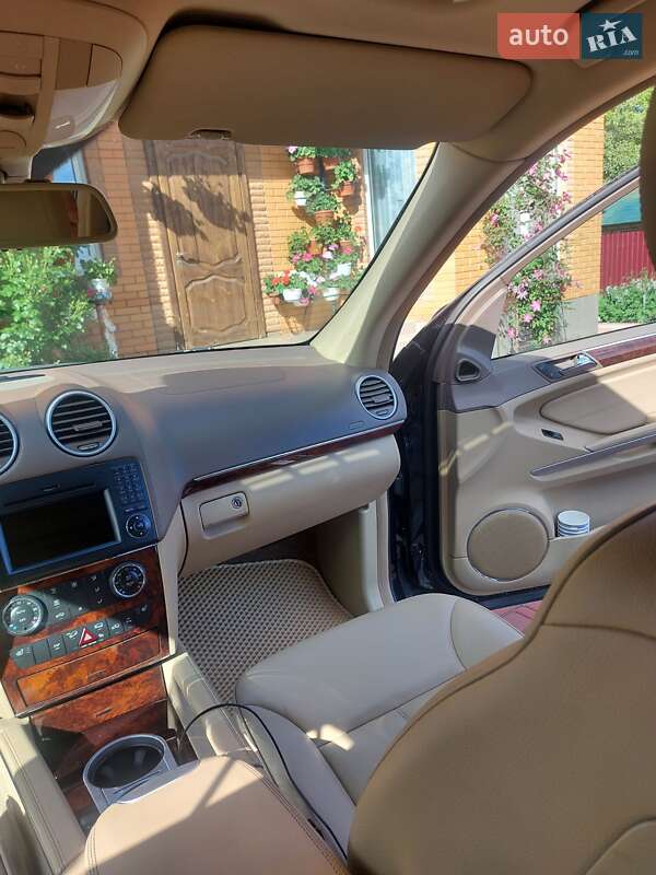 Внедорожник / Кроссовер Mercedes-Benz GL-Class 2011 в Фастове