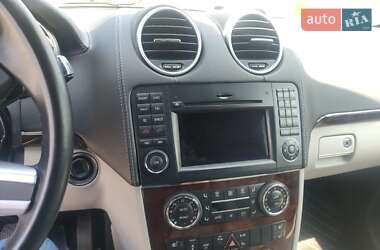 Внедорожник / Кроссовер Mercedes-Benz GL-Class 2010 в 