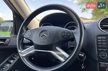 Внедорожник / Кроссовер Mercedes-Benz GL-Class 2010 в 