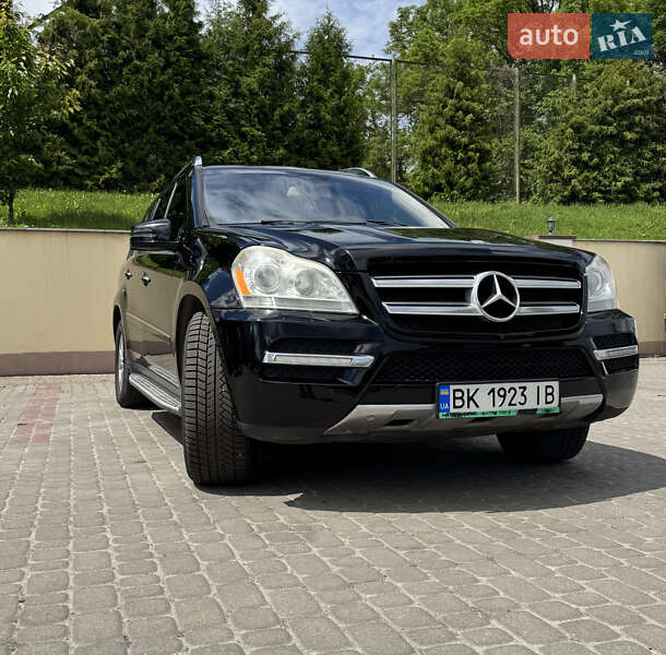 Mercedes-Benz GL-Class 2012