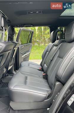 Позашляховик / Кросовер Mercedes-Benz GL-Class 2011 в 