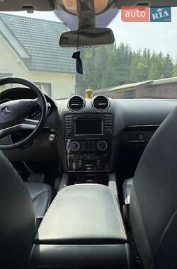 Внедорожник / Кроссовер Mercedes-Benz GL-Class 2010 в 