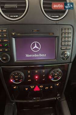 Внедорожник / Кроссовер Mercedes-Benz GL-Class 2010 в 