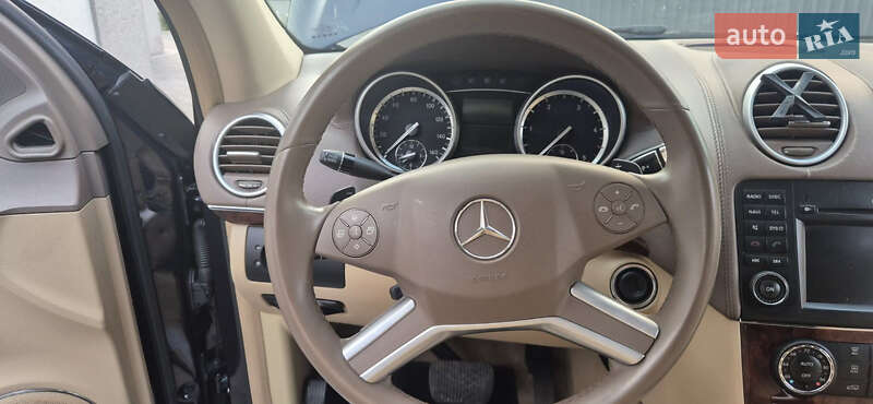 Внедорожник / Кроссовер Mercedes-Benz GL-Class 2011 в Дубно