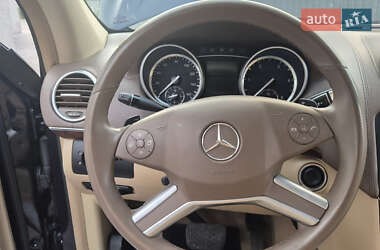 Внедорожник / Кроссовер Mercedes-Benz GL-Class 2011 в 