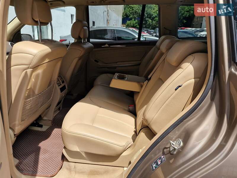 Позашляховик / Кросовер Mercedes-Benz GL-Class 2010 в Одесі
