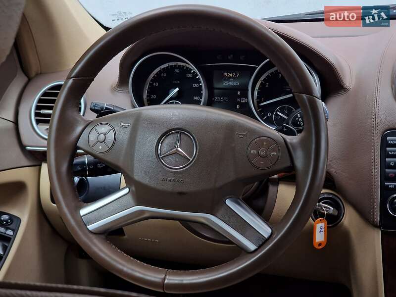 Позашляховик / Кросовер Mercedes-Benz GL-Class 2010 в Одесі
