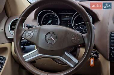 Внедорожник / Кроссовер Mercedes-Benz GL-Class 2010 в 