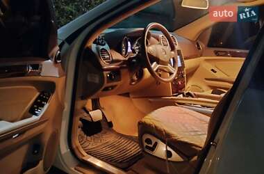 Позашляховик / Кросовер Mercedes-Benz GL-Class 2012 в 