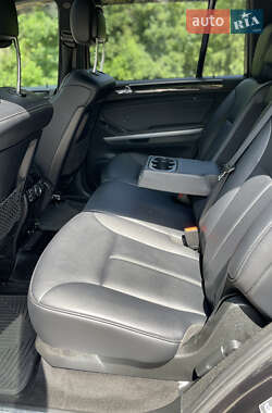 Позашляховик / Кросовер Mercedes-Benz GL-Class 2011 в 
