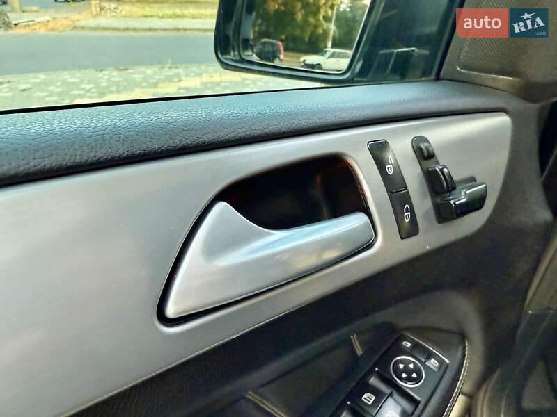 Позашляховик / Кросовер Mercedes-Benz GL-Class 2013 в Одесі