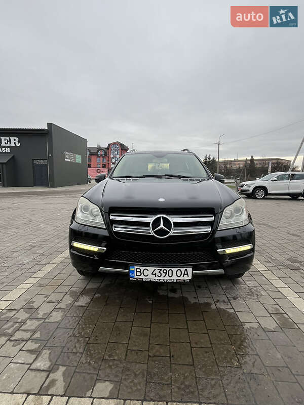 Внедорожник / Кроссовер Mercedes-Benz GL-Class 2012 в 