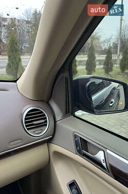 Внедорожник / Кроссовер Mercedes-Benz GL-Class 2012 в 