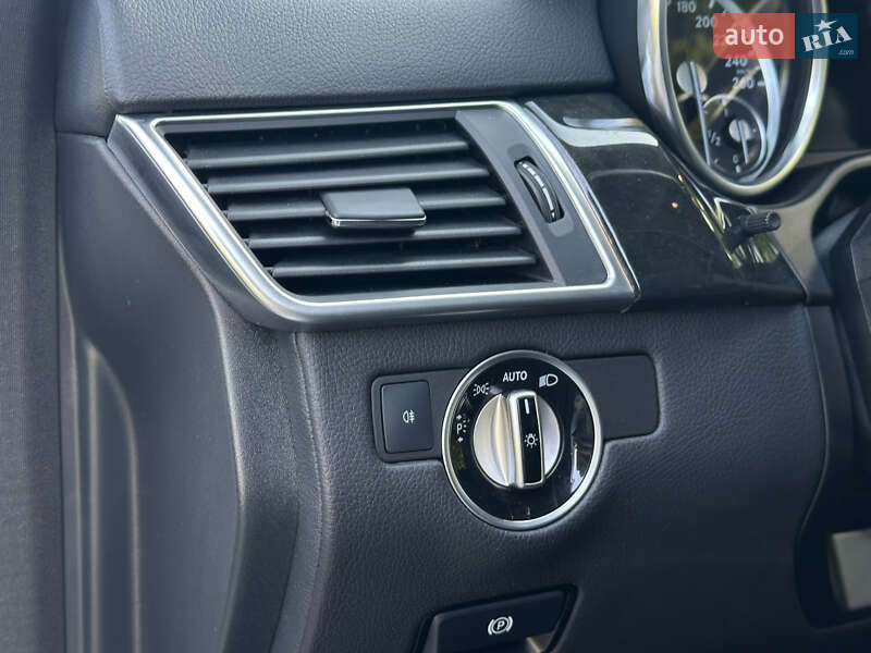 Позашляховик / Кросовер Mercedes-Benz GL-Class 2015 в Одесі