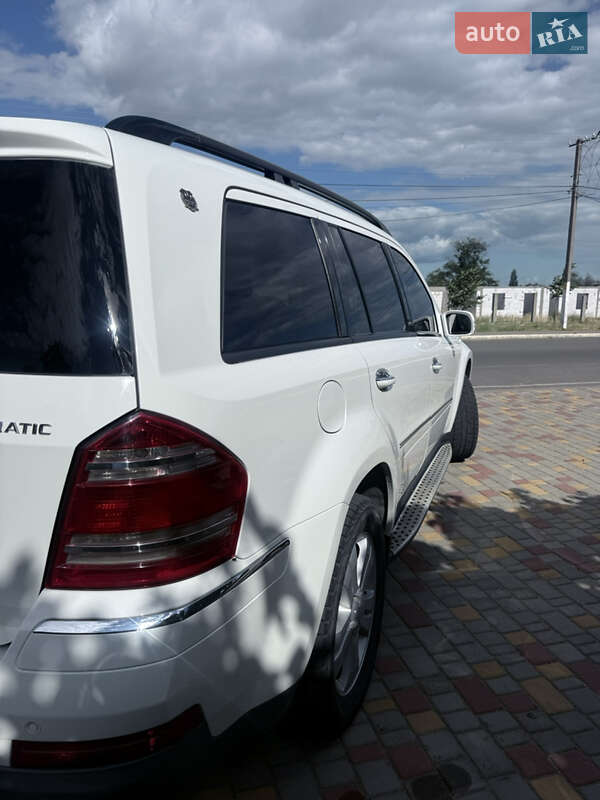 Внедорожник / Кроссовер Mercedes-Benz GL-Class 2008 в Белгороде-Днестровском