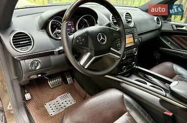 Внедорожник / Кроссовер Mercedes-Benz GL-Class 2012 в 
