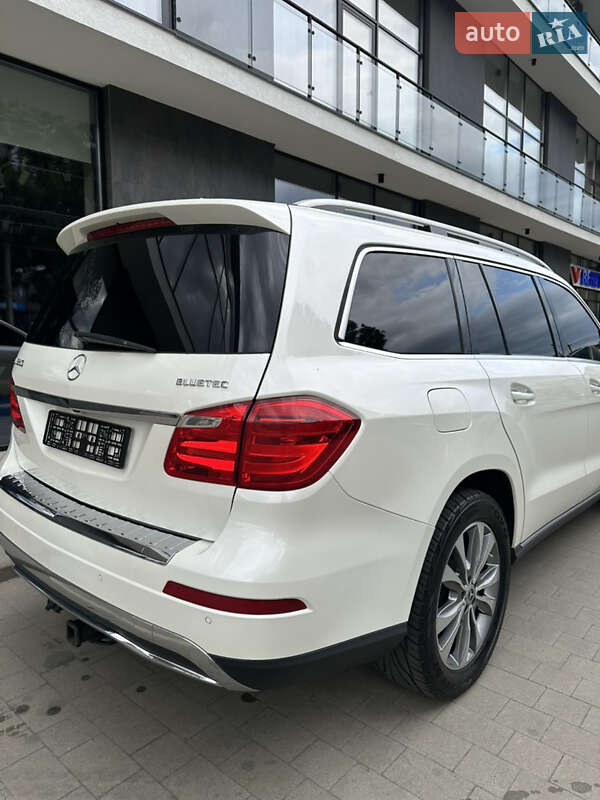 Позашляховик / Кросовер Mercedes-Benz GL-Class 2015 в Ужгороді