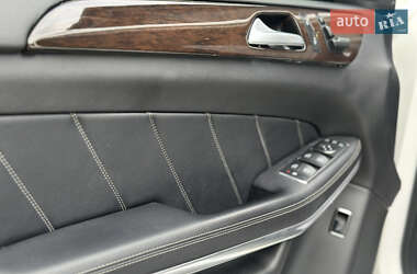 Позашляховик / Кросовер Mercedes-Benz GL-Class 2013 в 