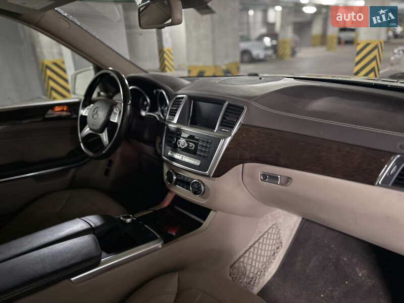 Внедорожник / Кроссовер Mercedes-Benz GL-Class 2012 в Киеве