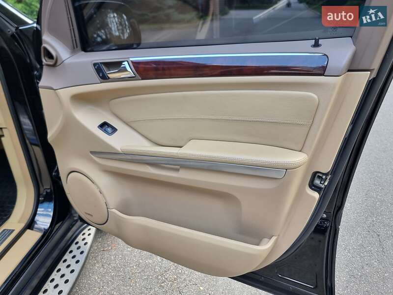 Внедорожник / Кроссовер Mercedes-Benz GL-Class 2008 в Киеве