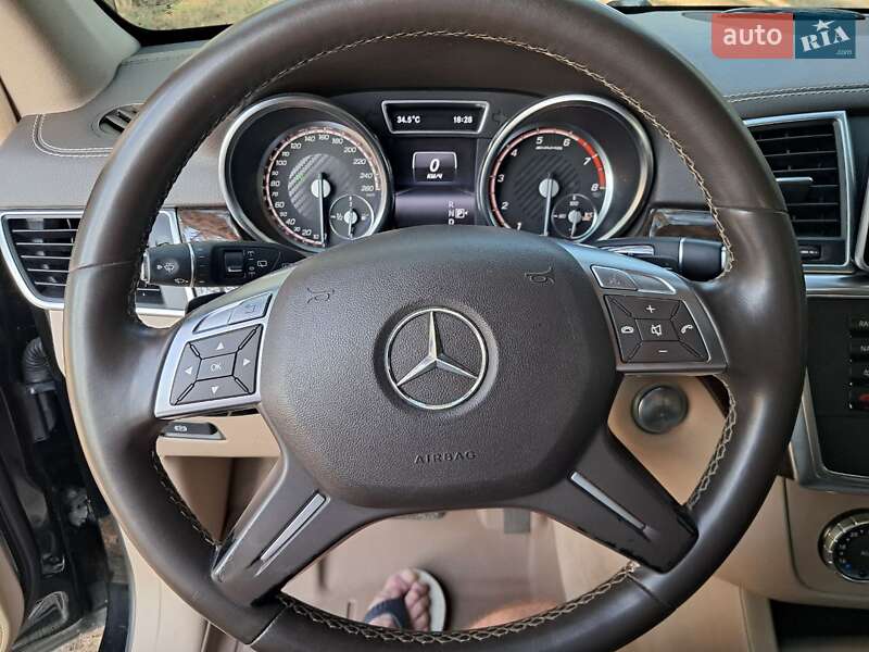Позашляховик / Кросовер Mercedes-Benz GL-Class 2013 в Сумах
