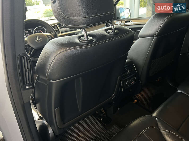 Позашляховик / Кросовер Mercedes-Benz GL-Class 2012 в Запоріжжі