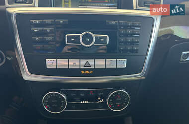 Внедорожник / Кроссовер Mercedes-Benz GL-Class 2012 в 