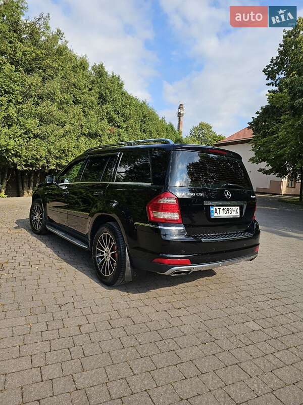 Mercedes-Benz GL-Class 2010