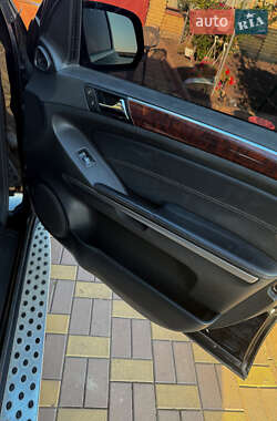 Позашляховик / Кросовер Mercedes-Benz GL-Class 2009 в 