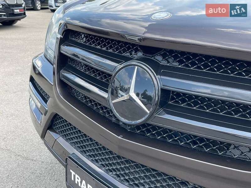 Позашляховик / Кросовер Mercedes-Benz GL-Class 2010 в Києві