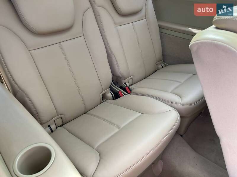 Позашляховик / Кросовер Mercedes-Benz GL-Class 2010 в Києві