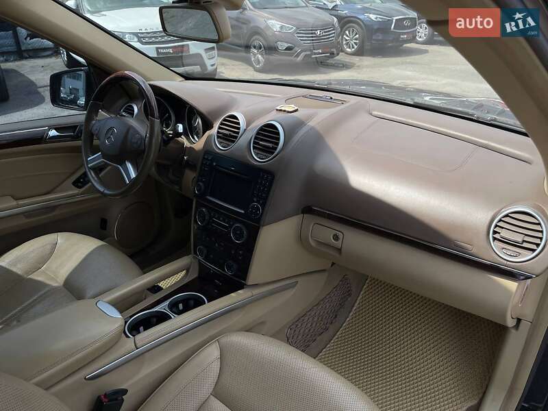 Позашляховик / Кросовер Mercedes-Benz GL-Class 2010 в Києві