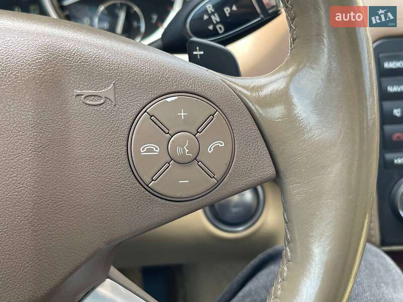 Позашляховик / Кросовер Mercedes-Benz GL-Class 2010 в Києві