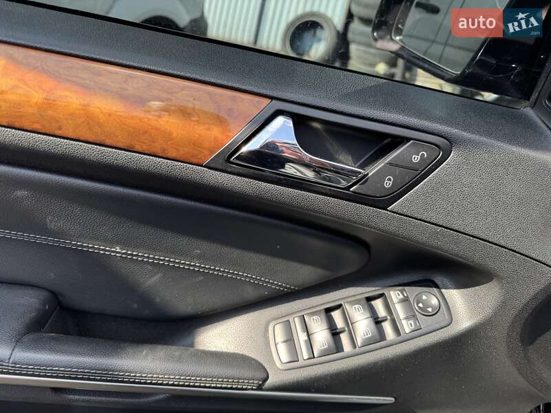 Позашляховик / Кросовер Mercedes-Benz GL-Class 2010 в Львові