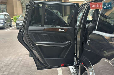 Позашляховик / Кросовер Mercedes-Benz GL-Class 2013 в 