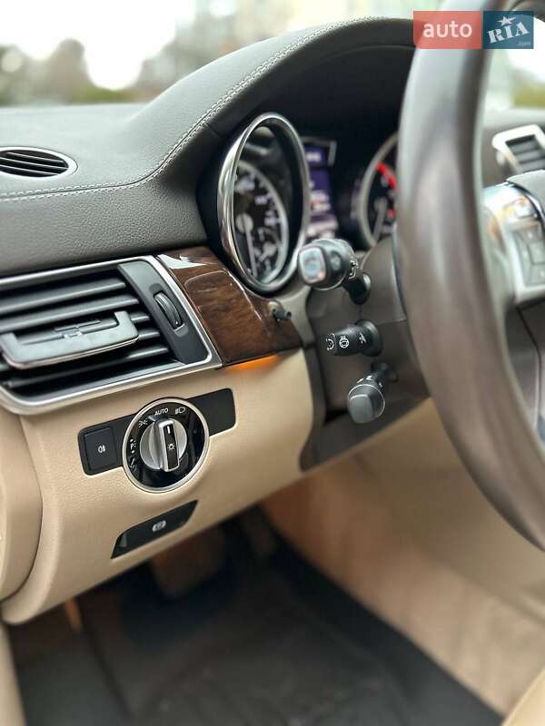 Внедорожник / Кроссовер Mercedes-Benz GL-Class 2012 в Каменец-Подольском